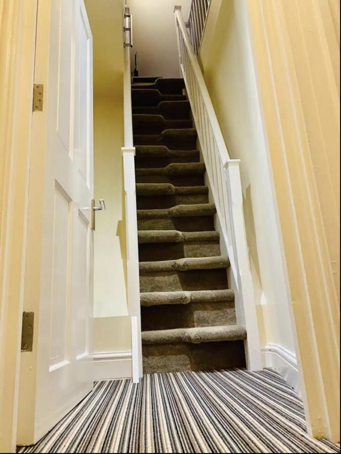 Park Crescent Apartment York Esterno foto